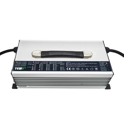 شارژر لیتیومی قابل حمل 2500 وات شارژر باتری 100 آمپری 12 ولتی پایدار