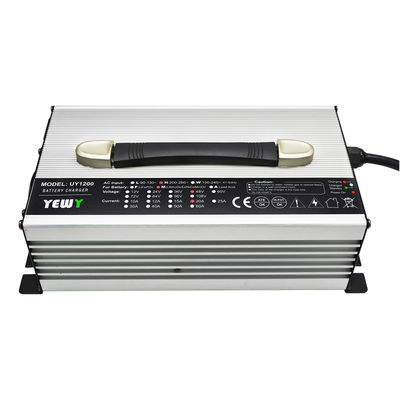 24V 30A 35A เครื่องชาร์จแบตเตอรี่รถยนต์ไฟฟ้าอัจฉริยะอลูมิเนียมอัลลอยด์