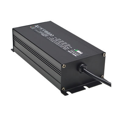 Marine Waterproof 12V 10A Battery Charger Intelligent Surfboard Charger