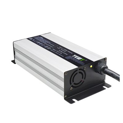 36V 20A เครื่องชาร์จแบตเตอรี่ Lipo พาวเวอร์ซัพพลายกรดตะกั่วสำหรับรถกอล์ฟ
