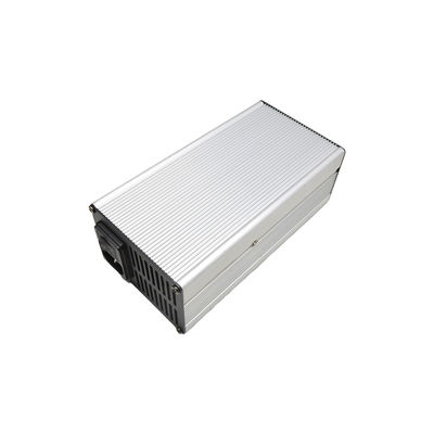 شارژر باتری لیتیوم یون 8A با کیفیت بالا 36 ولت 3 مرحله ای Li - Ion Charger