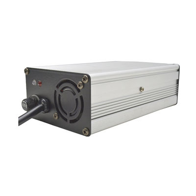 شارژر باتری آلیومینیوم آلیاژ سرب اسید 12 ولت 8A با تکنولوژی شارژ سریع