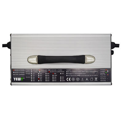 12S 13S 14S 50,4V 54,6V 58,8V 25A 30A gel di ioni di litio lipo 48v 30a AGV carrello elevatore a forchetta caricabatterie a tensione regolabile